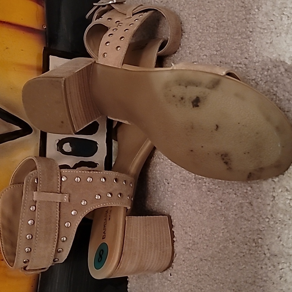 Sandals - Picture 3 of 3